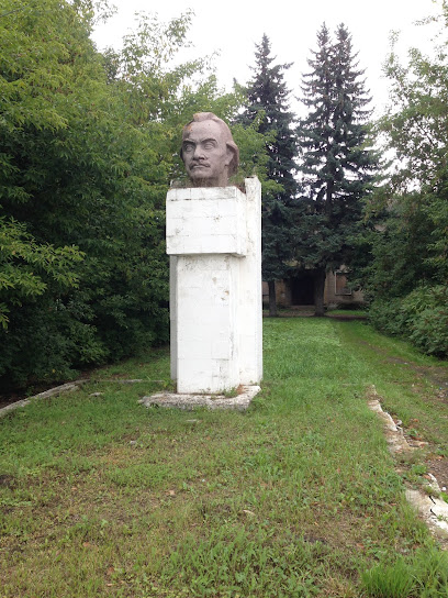 Памятник Черкизову