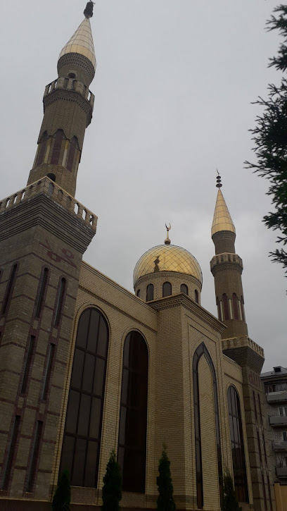 Центральная Саборная Мечеть Им. Имама Абу Ханифы