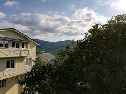 Перевальное, отель в горах Крыма