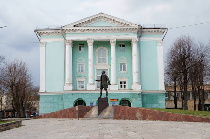 Памятник Крыленко