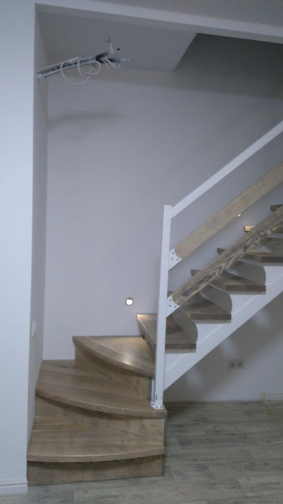 СамСтрой - модульные лестницы для вашего дома