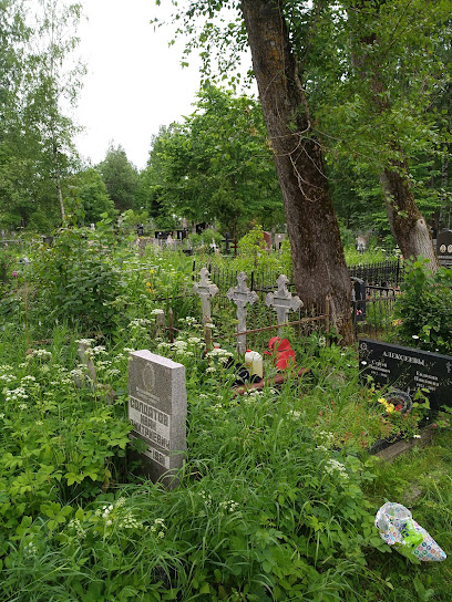 Городское Петергофское кладбище