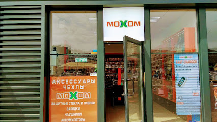 Магазин мобильных аксессуаров MOXOM