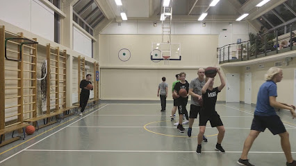 Школа баскетбола для детей и взрослых SlamSchool