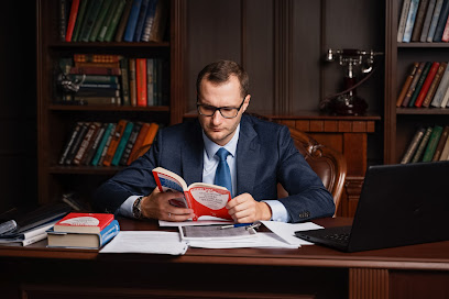 Адвокат Павел Голубев
