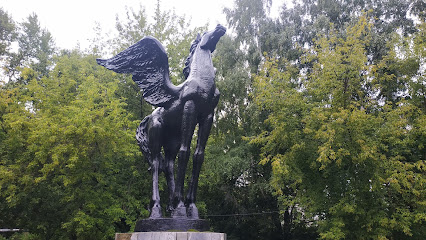 Скульптура "Крылатый конь"
