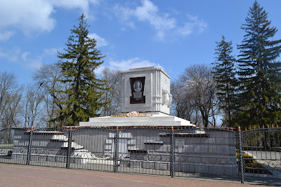 Памятник Апанасенко Иосифу Родионовичу