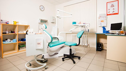 Стоматологическая клиника "АЛМАЗ"