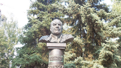 Памятник Александру Дейнека