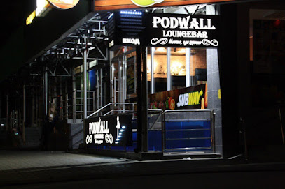 Podwall Loungebar