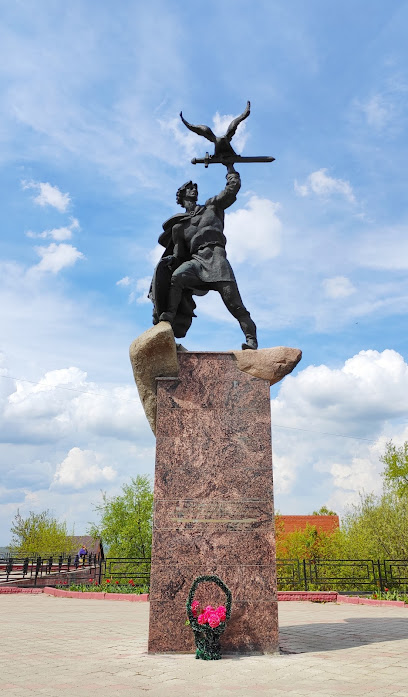 Памятник Владимиру Храброму-Донскому