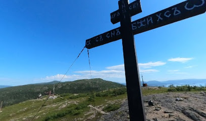 Поклонный Крест на вершине горы Крестовой