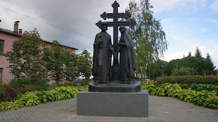 Памятник святым Петру и Февронии
