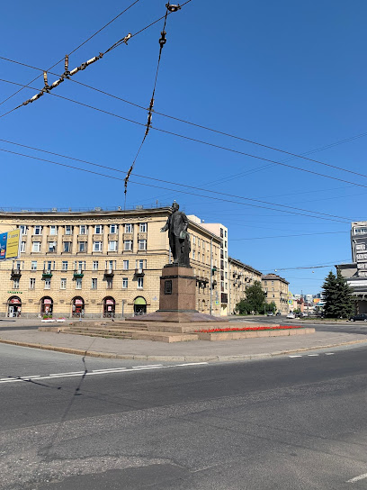 Памятник М.И Калинину