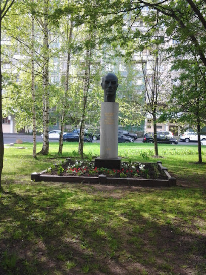 Памятник Павлу Николаевичу Кашкину