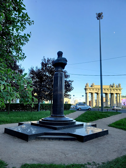 Памятник Михаилу Милорадовичу