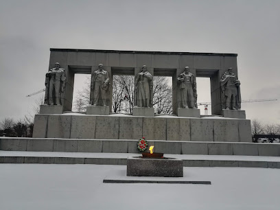 Памятник жертвам блокады Ленинграда