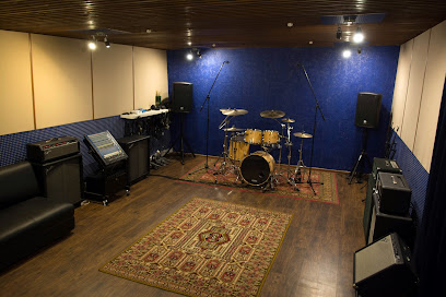Sound pit studio