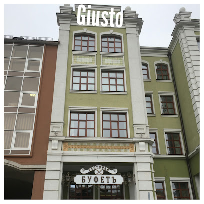 Giusto, магазин женской одежды