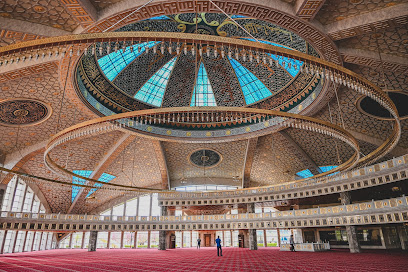 Мечеть им. Аймани Кадыровой, Мечеть "Сердце Матери"