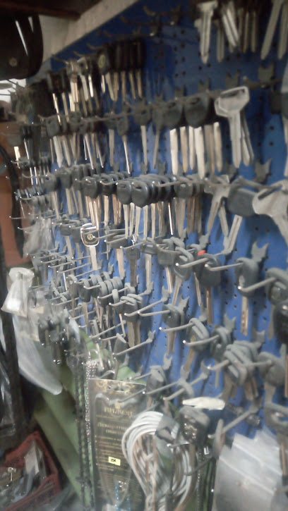 Срочное изготовление ключей, качественный ремонт обуви