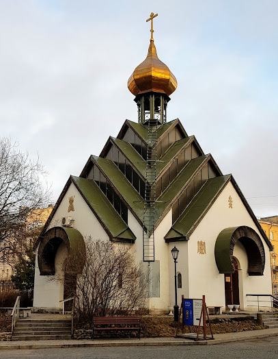 Храм святых новомучеников и исповедников российских