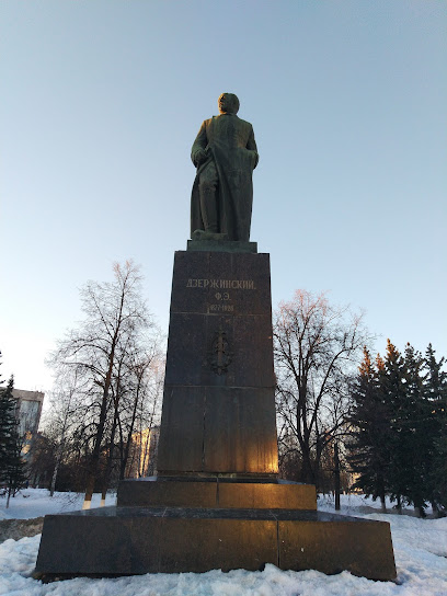 Памятник Ф.Э Дзержинскому