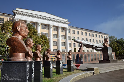 Памятник Чкалову и героям СССР