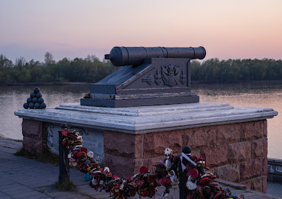 Знак в память закладки Омской крепости