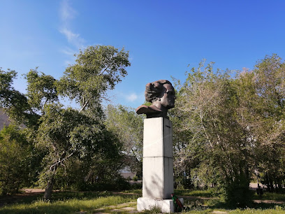 Памятник Куйбышеву
