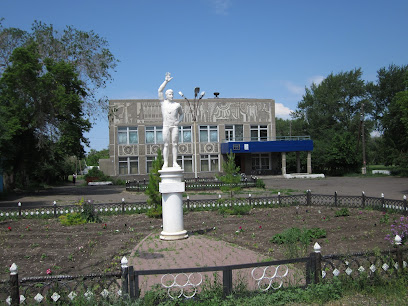 Памятник Г.В. Комнатову