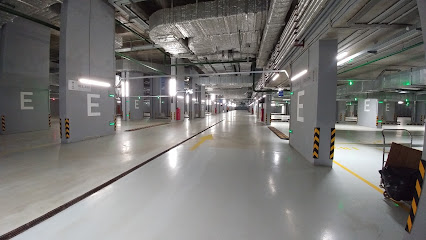 Подземная парковка парка "Зарядье"