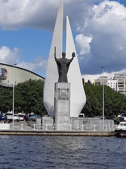 Николаю Чудотворцу, Памятник