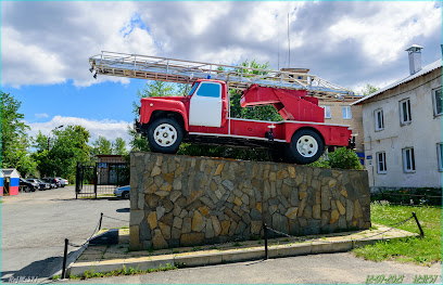 Памятник Пожарной Машине