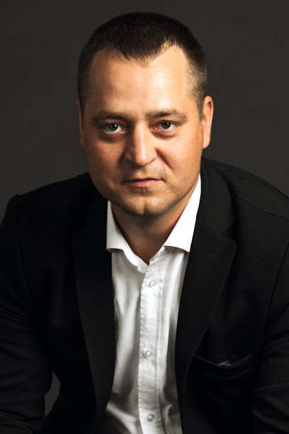 Адвокат Виктор Денисов