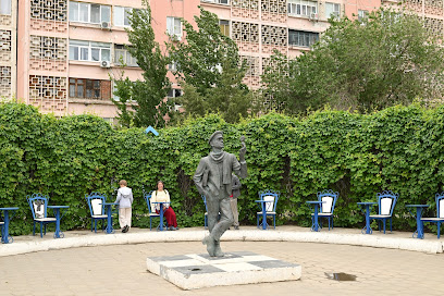 Памятник Остапу Бендеру