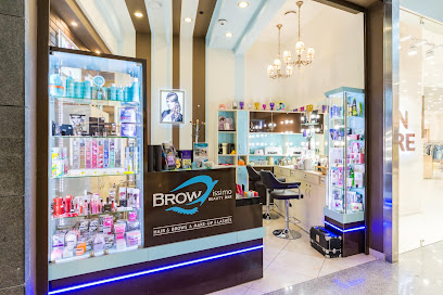 Beauty Bar Browissimo на 2 этаже | Курсы бровиста, визажиста Молодёжная