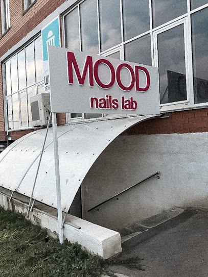 Mood nails lab