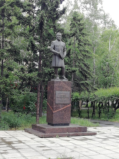 Памятник Н.Ф. Катанову