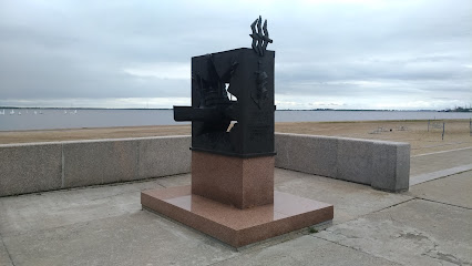 Памятник Северным конвоям