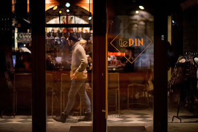 Le Pin. Wine bar & bottle shop