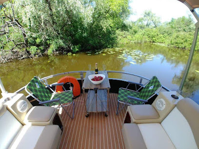 Hortitsa Party Barge - Аренда катера яхты в Запорожье