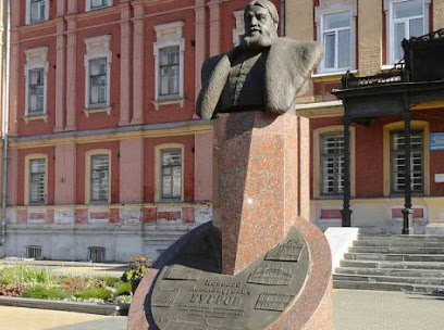 Памятник Николаю Бугрову