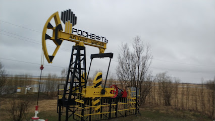 Памятник нефтяной вышке