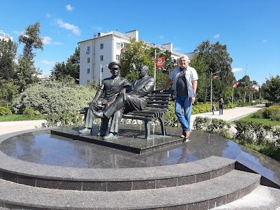 Памятник С.П. Королёву и Ю.А. Гагарину